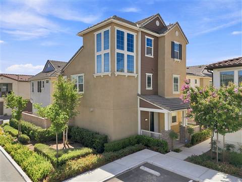 Residence exterior · View 3