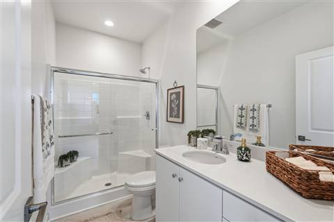 Bathroom · View 70