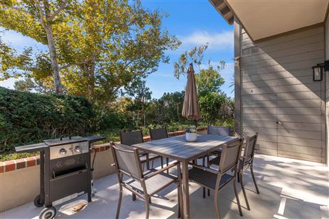 Outdoor dining · garden view
